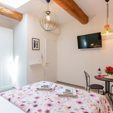 B&B Il Viaggio 볼로냐 외부 사진